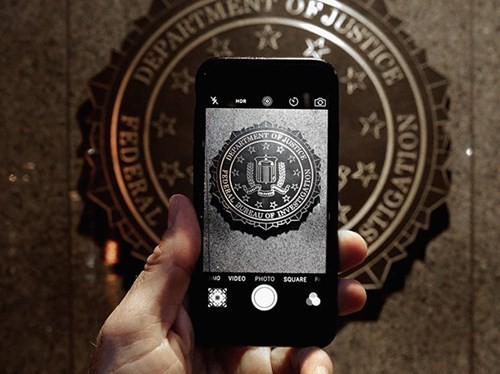 Hé lộ phương thức FBI dùng phá khóa iPhone 