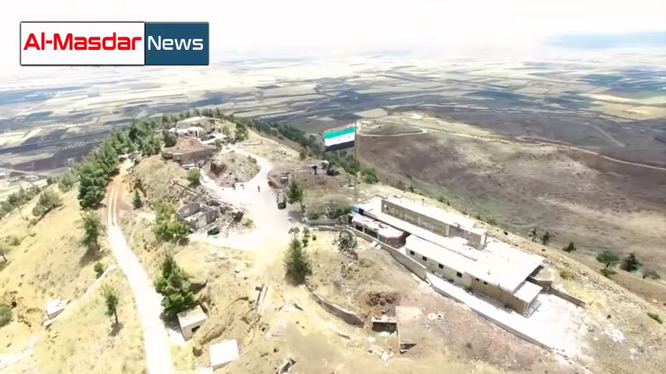Không quân Nga phá hỏng lễ chào cờ của FSA ở Tây Daraa