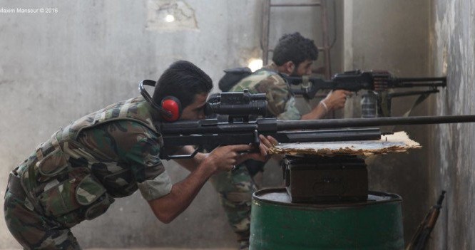 Các xạ thủ súng bắn tỉa trong quận Bani Zaid 
