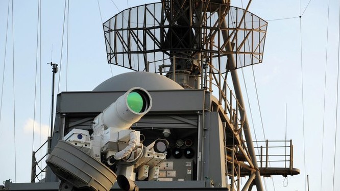 Vũ khí laser đang được phát triển mạnh ở Mỹ và Nga