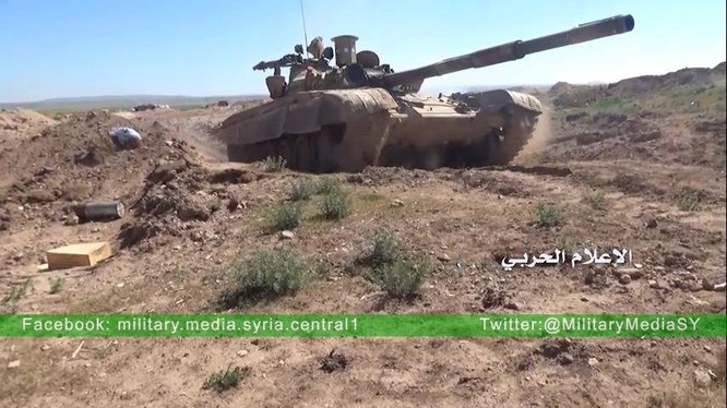 Xe tăng quân đội Syria trên chiến trường (ảnh minh họa)