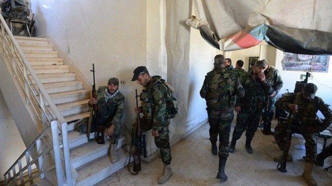 Binh sĩ quân đội Syria ở Aleppo