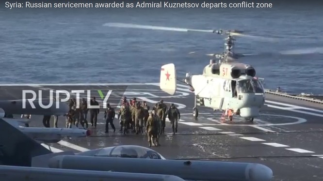 Tổng tham mưu trưởng quân đội Syria thăm tàu sân bay Đô đốc Kuznetsov