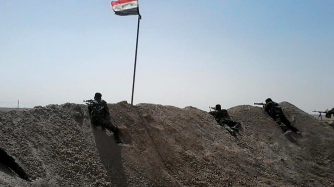 Binh sĩ lữ đoàn 104 Vệ binh Cộng hòa trên chiến trường Deir Ezzor