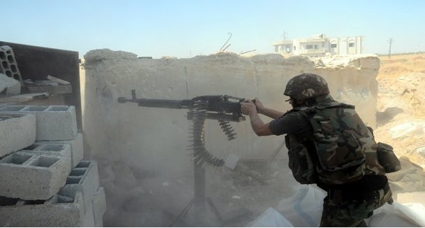 Quân đội Syria chiến đấu trên chiến trường thành phố Daraa