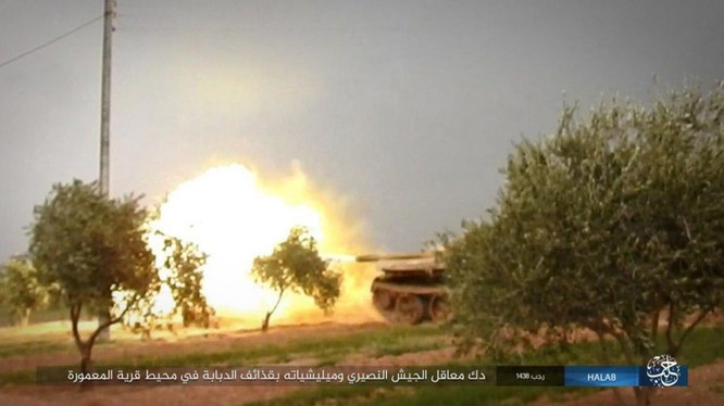 Xe tăng của IS chiến đấu trên chiến trường Aleppo