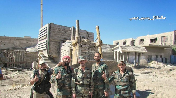 Binh sĩ quân đội Syria trong khu vực 3 quận ngoại ô Damascus
