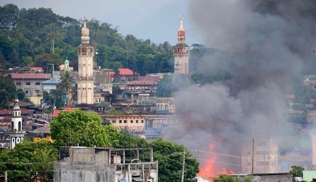 Giao chiên ác liệt trong thành phố Marawi, 8 thường dân bị IS sát hại