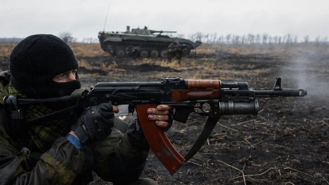 Lực lượng dân quân vùng Donbass trong cuộc chiến ở Lugansk