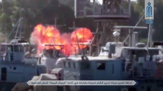 Hình ảnh môt vụ nổ trong căn cứ Hải quân Syria