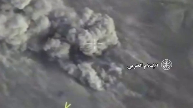 Không quân Nga không kích tiêu diệt IS trên chiến trường tỉnh Hama - ảnh video quân đội Syria