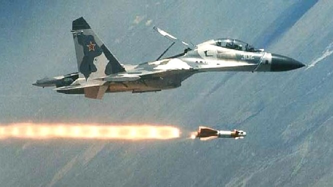 Máy bay chiến đấu Nga trên bầu trời Syria - ảnh minh họa của