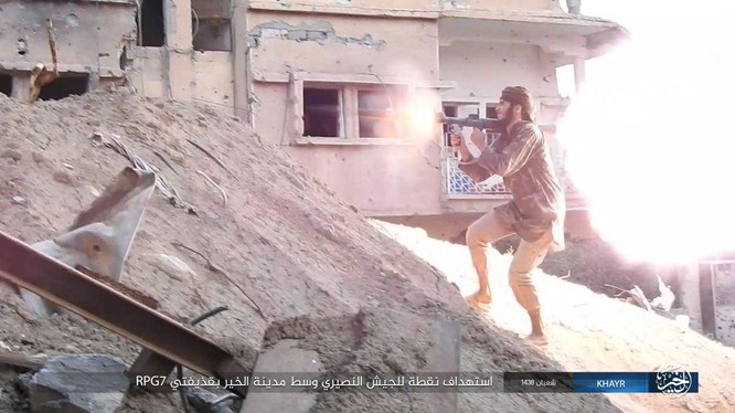 IS tiến hành cuộc phản kích trên chiến trường thành phố Deir Ezzor - ảnh minh họa Masdar News