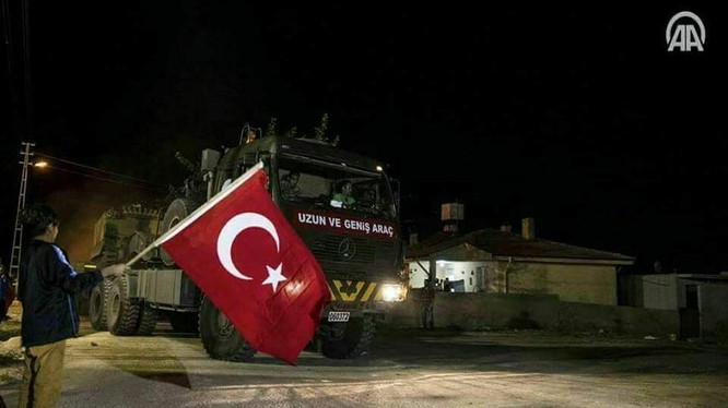 Quân đội Thổ Nhĩ Kỳ tiến vào Syria với sự chào mừng của những người dân ủng hộ "đối lập" - ảnh minh họa Masdar News