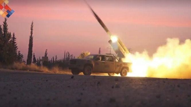 Tổ hợp tên lửa Golan - 300 khai hỏa trên chiến trường Đông Ghouta - anh video Masdar News