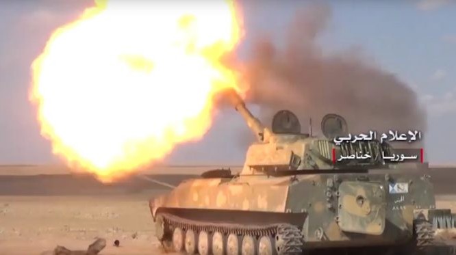 Pháo tự hành quân đội Syria dội lửa trên chiến trường Aleppo - ảnh minh họa video Bộ quốc phòng Syria