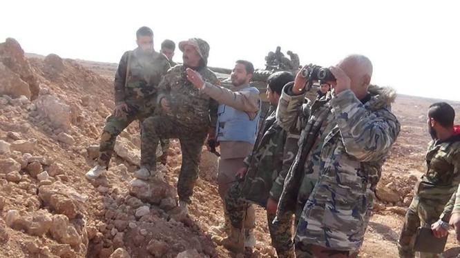 Sĩ quan và binh sĩ lực lượng Vệ binh Cộng hòa trên chiến trường tỉnh Idlib - Aleppo