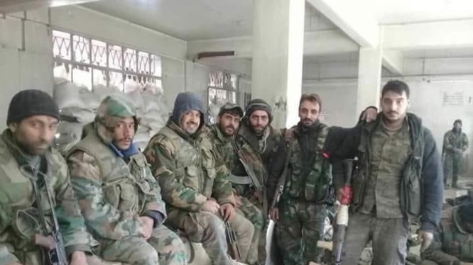 Binh sĩ quân đội Syria chuẩn bị tiến hành cuộc tấn công vào khu vực Đông Ghouta - ảnh minh họa Masdar News