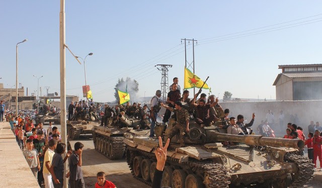Lực lượng dân quân người Kurd đến thành phố Afrin, vượt qua khu vực quân đội Syria kiểm soát - ảnh South Front
