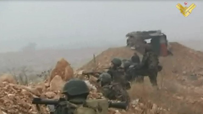 Binh sĩ quân đội Syria chiến đấu trên chiến trường Latakia - ảnh minh họa Masdar News