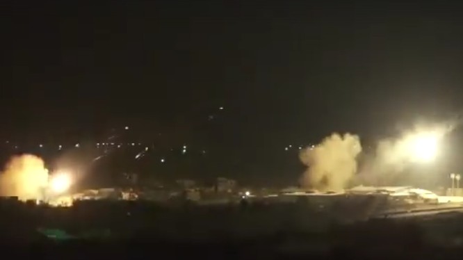 Quân đội Syria pháo kích dữ dội vào khu vực quận Harasta, Đông Ghouta - ảnh minh họa video Syrian Digital Media