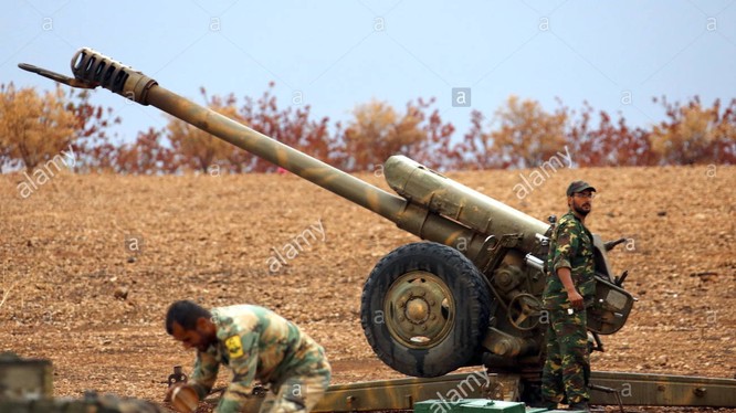Pháo binh quân đội Syria chiến đấu trên chiến trường Đông Ghouta - ảnh minh họa Muraselon