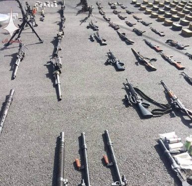Vũ khí vận chuyển lậu thu giữ được trên vùng ngoại ô Damascus - ảnh minh họa Masdar News