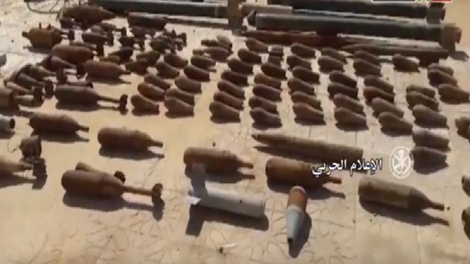 Một số vũ khí đạn dược thu giữ được từ IS ở Deir Ezzor