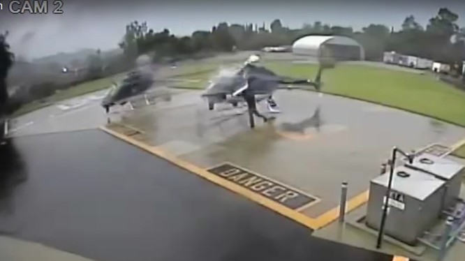 Hai máy bay trực thăng va chạm cánh nâng chính trên sân bay, cả hai đều bị phá hủy