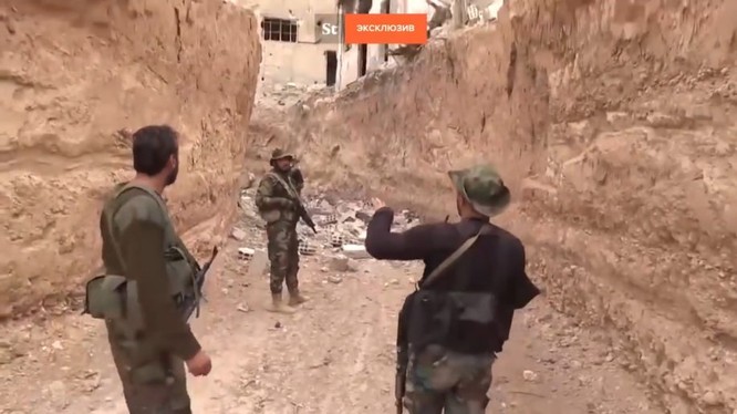 Hào chống tăng của lực lượng Hồi giáo cực đoan ở Đông Ghouta - ảnh minh họa video