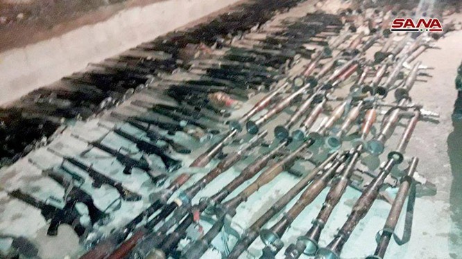 Những vũ khí hạng nặng của lực lượng Hồi giáo cực đoan Jaysh Al-Islam. Anhr SANA