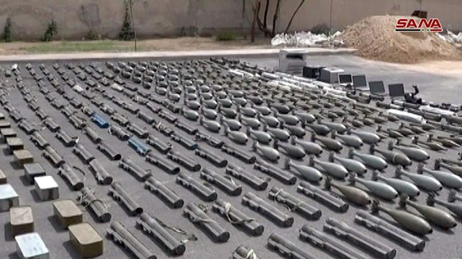 Quân cảnh Syria thu giữ nhiều vũ khí trang bị từ Israel. Ảnh minh họa SANA