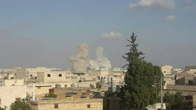 Không quân Nga lần đầu tiên không kích Aleppo. Ảnh Masdar News
