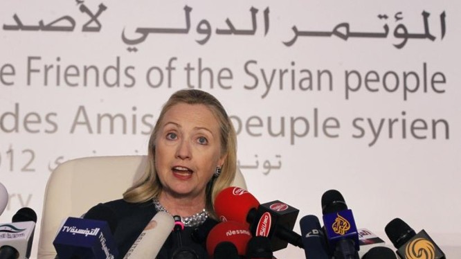 Ngoại trưởng Hillary Clinton phát biểu chỉ trích Nga, Trung Quốc trong hội nghị "những người bạn Syria" ảnh báo Internation Business Tames