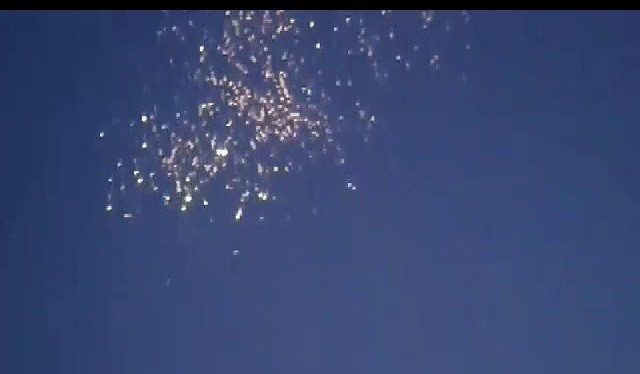 Không quân Nga không kích dữ dội chiến tuyến của lực lượng Hồi giáo cực đoan trong thị trấn Kafr Zita. Ảnh minh họa video