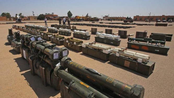 Các loại vũ khí hiện đại phương Tây, do lực lượng Hồi giáo cực đoan giao nộp ở Daraa