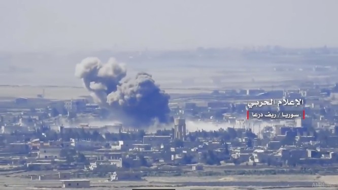 Quân đội Syria giải phóng liên tiếp 3 thị trấn trong khu vực giáp ranh Daraa - Quneitra. Ảnh video