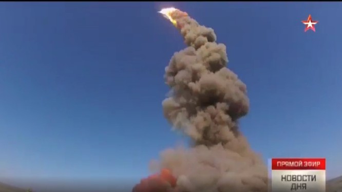 Thử nghiệm phóng tên lửa đánh chặn thế hệ mới Nga. Ảnh video 