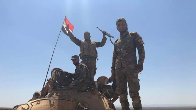 Binh sĩ quân đội Syria trên chiến trường Sweida. Ảnh minh họa Masdar News