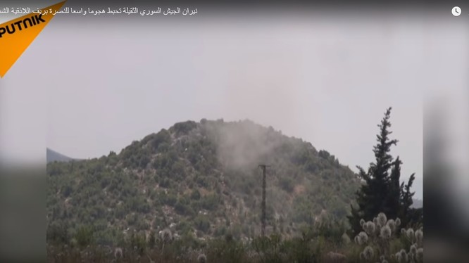 Quân đội Syria pháo kích dữ dội Latakia. Ảnh minh họa video Sputnik