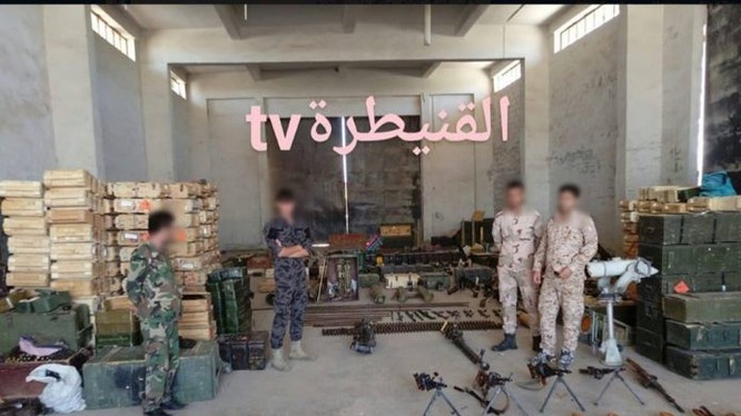 Quân đội Syria thu giữ vũ khí phiến quân ở tỉnh Quneitra. Ảnh minh họa Masdar News