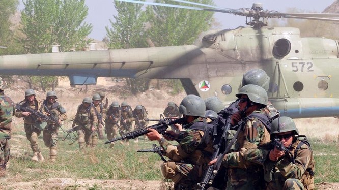 Binh sĩ đặc nhiệm Afghanistan chuẩn bị tiến hành chiến dịch. Ảnh minh họa quân đội Afghanistan. 