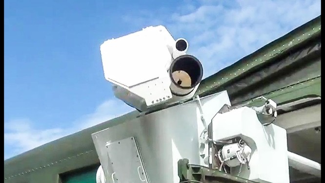 Vũ khí laser Nga Peresvet, nguồn điện là lò phản ứng hạt nhân nhỏ cung cấp cho các đơn vị vũ trang Nga. Ảnh minh họa video Bộ quốc phòng Nga