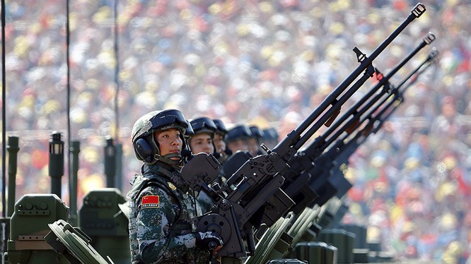 Quân đội Trung Quốc trong một lễ duyệt binh. Ảnh minh họa: South Front.