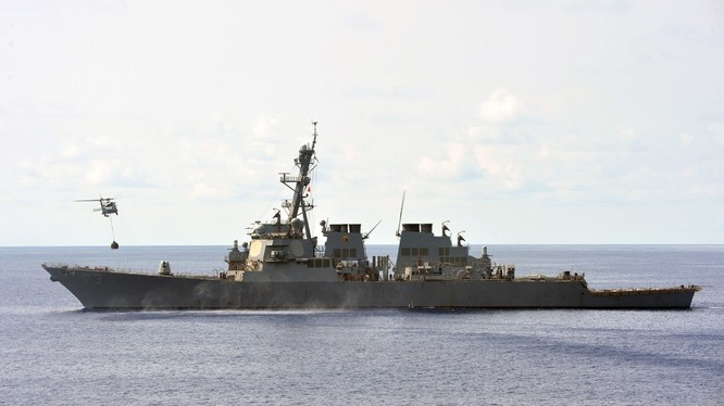 USS Decatur (DDG-73) Khu trục hạm Mỹ lớp Arleigh Burke, trang bị tên lửa có điều khiển và hệ thống Aegis. Ảnh: Defense News.