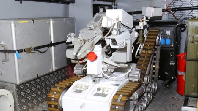Hệ thống robot trinh sát hóa học và rà phá bom mìn MRK-RC, Nga. Ảnh minh họa Rusian Gazeta