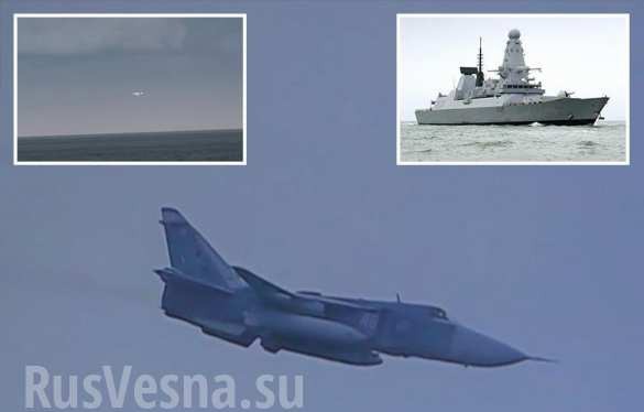 Tàu khu trục Hoàng gia Anh và các máy bay của không quân Nga. Ảnh Rusvesna