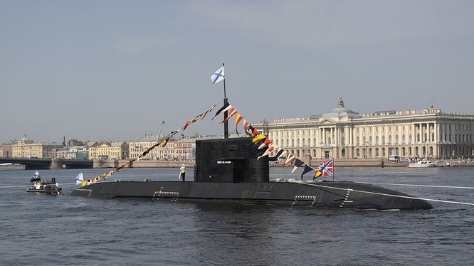 Chiếc tàu ngầm thứ 2 thuộc dự án 677 lớp Lada, Kronstadt. Ảnh minh họa: RG.
