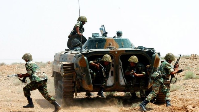 Binh sĩ quân đội Syria trên chiến trường al-Safa. Ảnh minh họa: South Front.