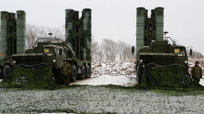 Tổ hợp tên lửa phòng không tầm xa S-500 đang phát triển. Ảnh minh họa: Russian Gazeta.